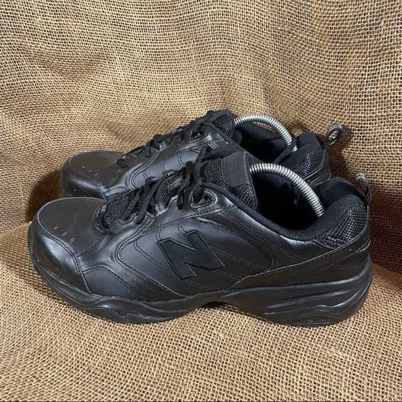 Black Cross Train Walker Shoes 4e 